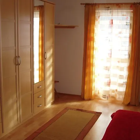 Apartment Wohlfartstätter *